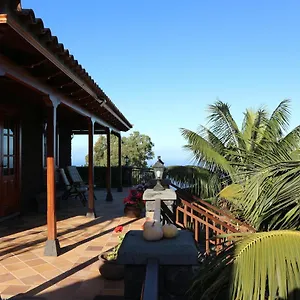 https://casa-magic.in-canary-islands.com